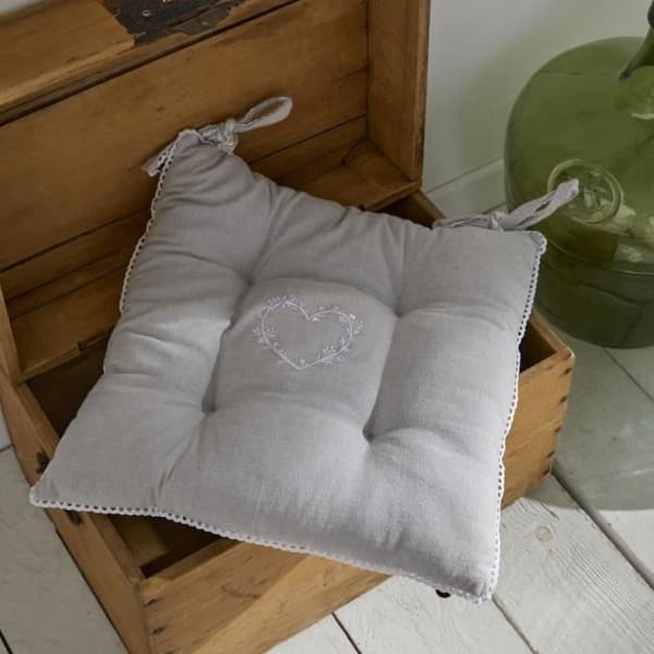 Quiltad sits - TODAY - CHARME - Chambray x Petite Broderie Constance - 40 x 40 cm
