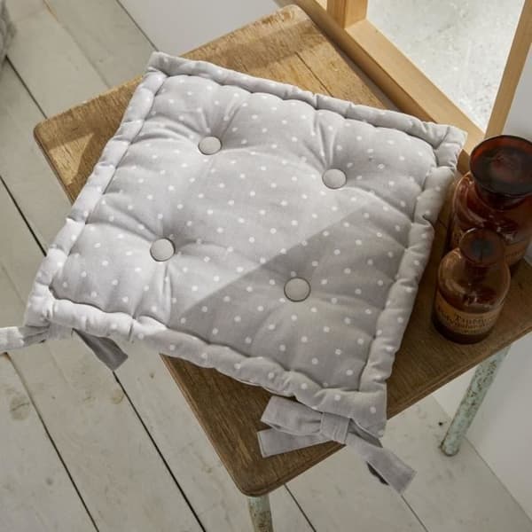 Quiltad sits - TODAY - CHARME - Constance-tryck - 40 x 40 cm