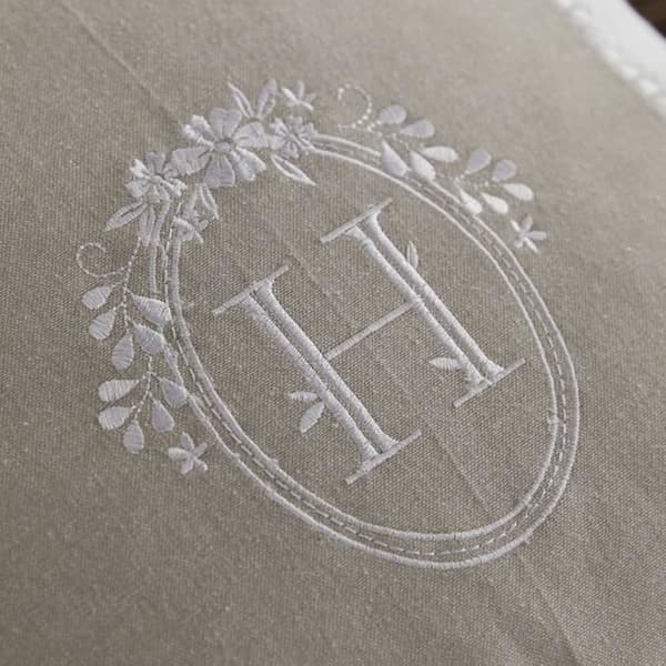 Kudde - IDAG - CHARME - Slub x Chambray x Berenice Broderi - 40 x 40 cm