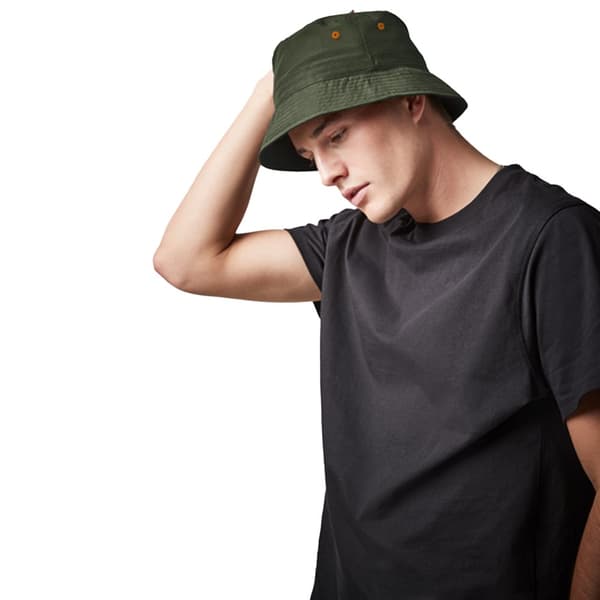 Beechfield Hatte i genanvendt polyester med spand