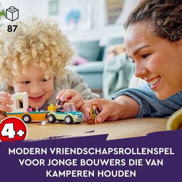 LEGO Friends 41726 Campingferiesæt med campingvogn og bil