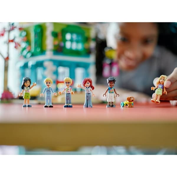 Lego Friends 41748 Heartlake City Building Center