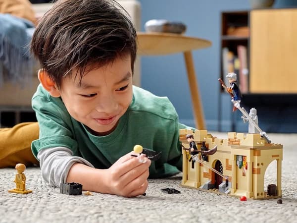 LEGO HARRY POTTER 76395 HOGWARTS: FÖRSTA FLYGLEKTION