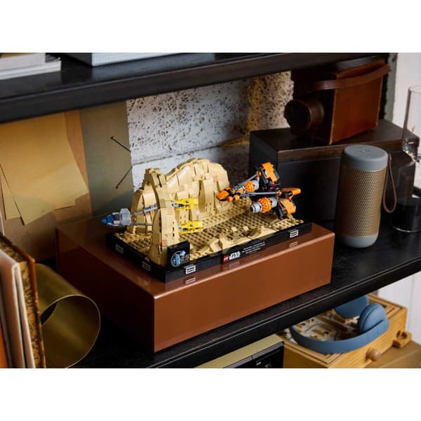 Lego Byggeri Spil Diorama: Mos Espa Pod Race