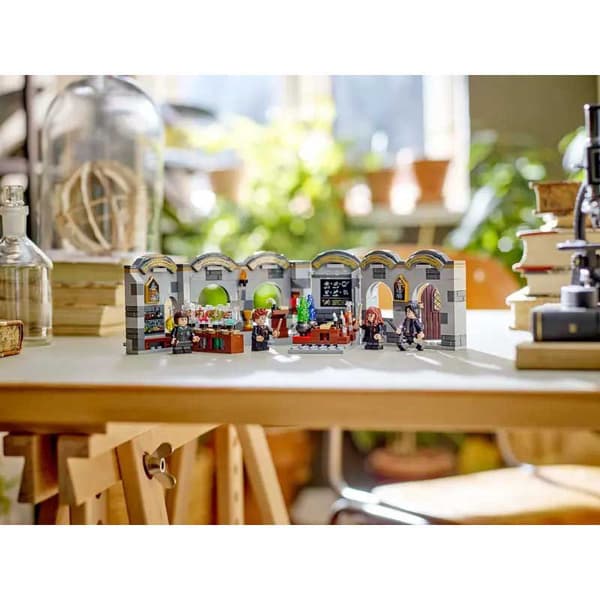 Lego Hogwarts™ Castle: Potions Class Byggespil