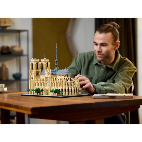 Lego Notre Dame De Paris Byggespil