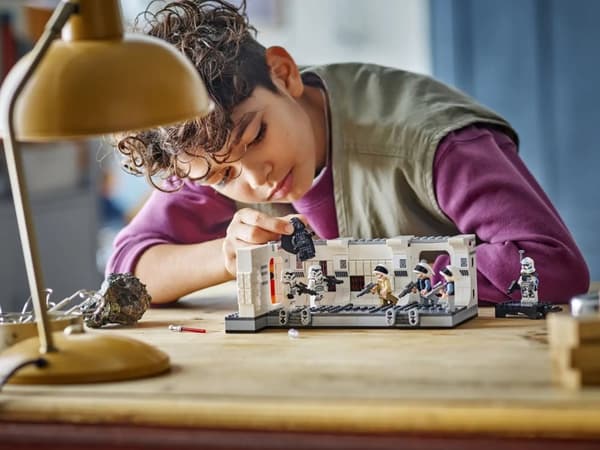 LEGO STAR WARS 75387 Ombord på Tantive IV