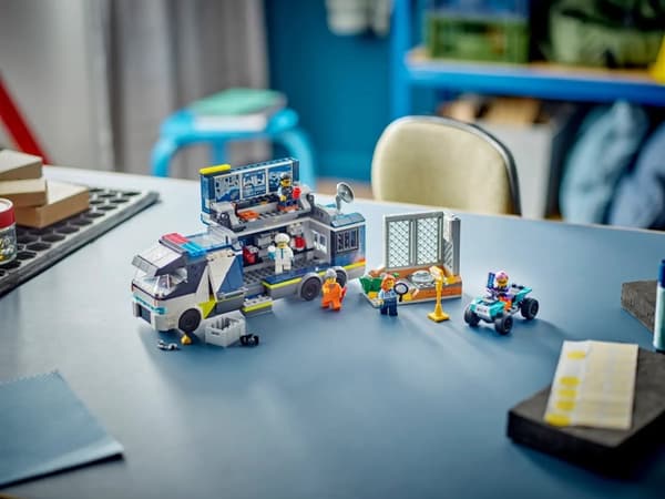 LEGO CITY 60418 POLIISI LIIKKUVA RIKOSLABOR-AUTO