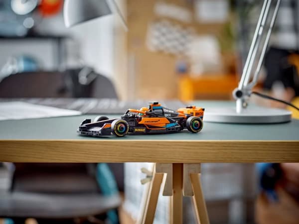 LEGO SPEED CHAMPIONS 76919 2023 McLaren Formel 1 racerbil