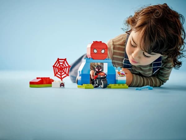 Blokerer LEGO DUPLO 10424 Spins motorcykeleventyr