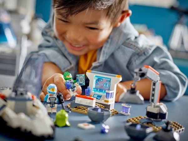 LEGO CITY 60429 RUMSKIP OG ASTEROIDOPDAGELSE