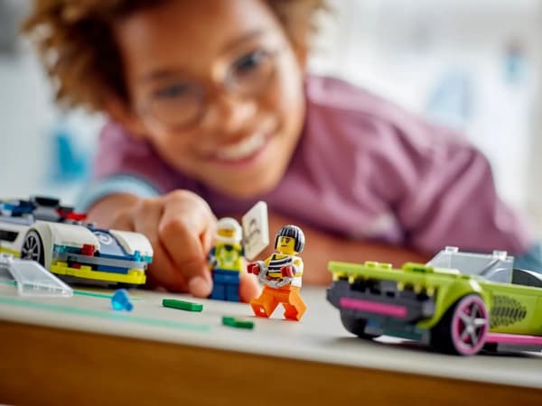 LEGO CITY 60415 POLITIBIL OG MUSKELBILJAG