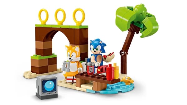 LEGO Sonic 76997 Tails and the Boat Adventure