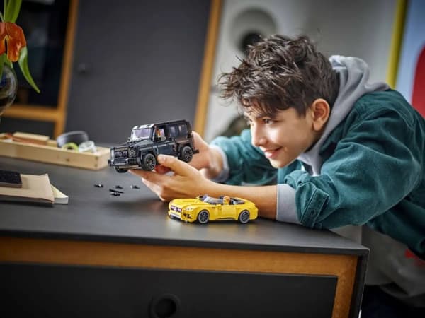 LEGO Speed Champions 76924 Mercedes-AMG G 63 og Mercedes-AMG SL 63