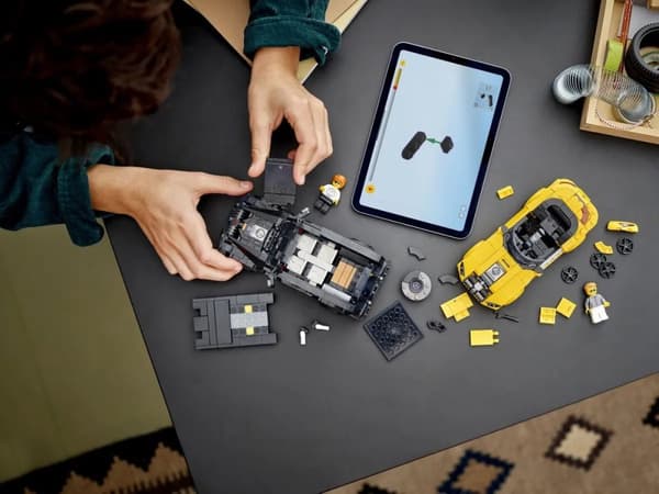 LEGO Speed Champions 76924 Mercedes-AMG G 63 og Mercedes-AMG SL 63