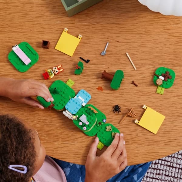 Lego Animal Crossing 77047 Bunni's Outdoor