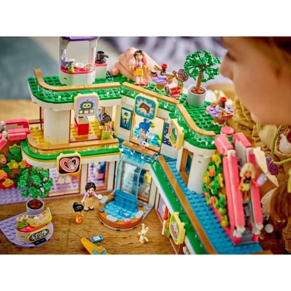 Lego Friends 42604 Heartlake City Shopping Center