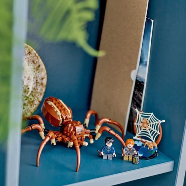 Lego 76434 Harry Potter Aragog i den förbjudna skogen