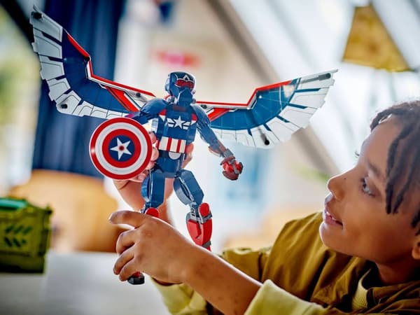 LEGO MARVEL 76296 Uusi Kapteeni Amerikka -rakennusfiguuri