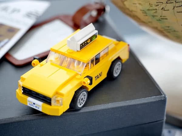 LEGO CREATOR 40468 Keltainen taksi
