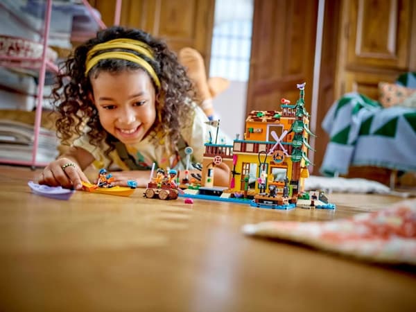 LEGO Friends 42626 Vandsport på campingpladsen