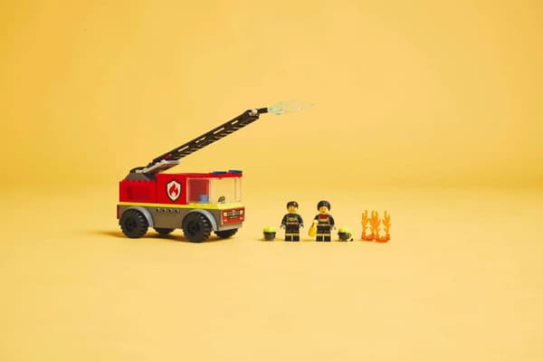 LEGO CITY 60463 Paloauto tikkailla