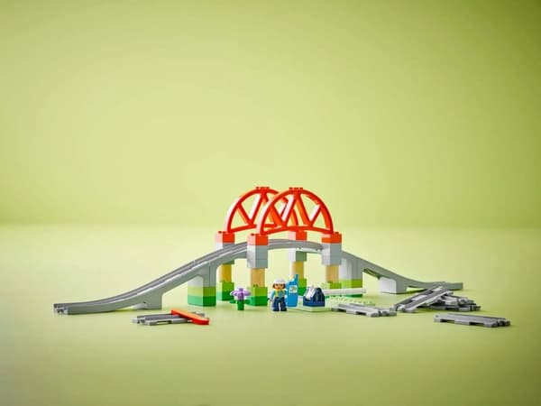 LEGO DUPLO TOWN 10426 Bro og jernbaneskinner - udvidelsessæt
