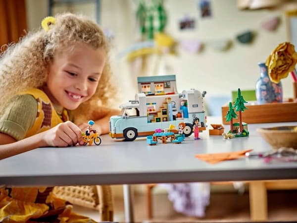 LEGO FRIENDS 42663 Friendship Camper Van Adventure