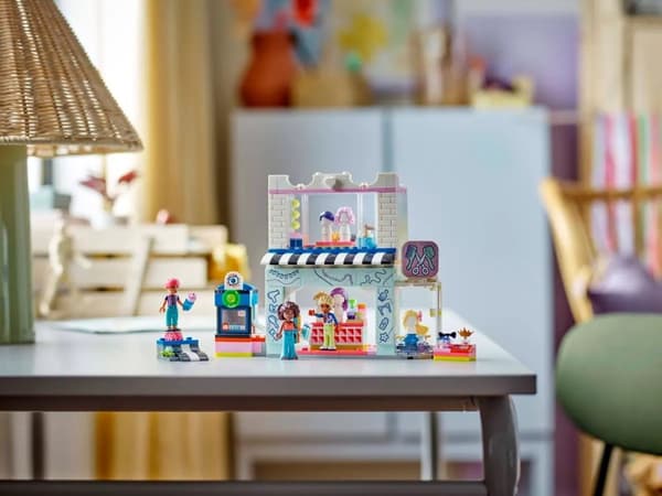 LEGO FRIENDS 42662 Frisørsalon og tilbehørsforretning