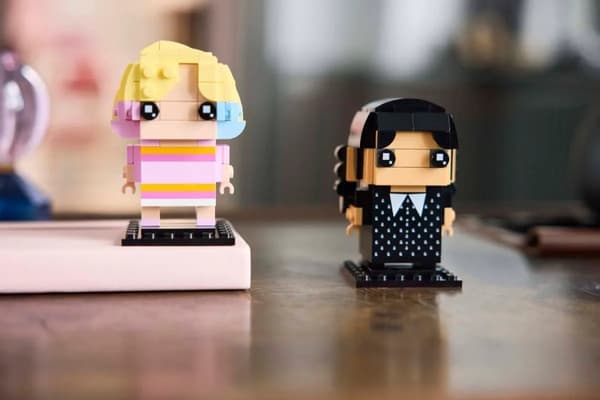 LEGO BRICKHEADZ 40750 onsdag og Enid