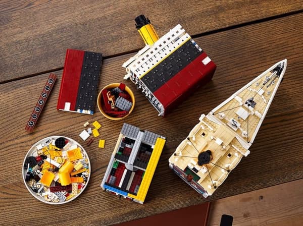LEGO ICONS 10294 LEGO TITANIC