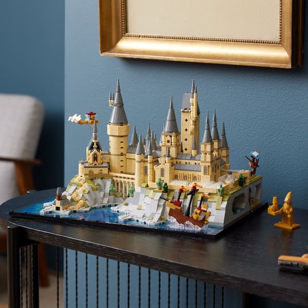 LEGO Harry Potter 76419 Hogwarts Slot og Området KLODSER