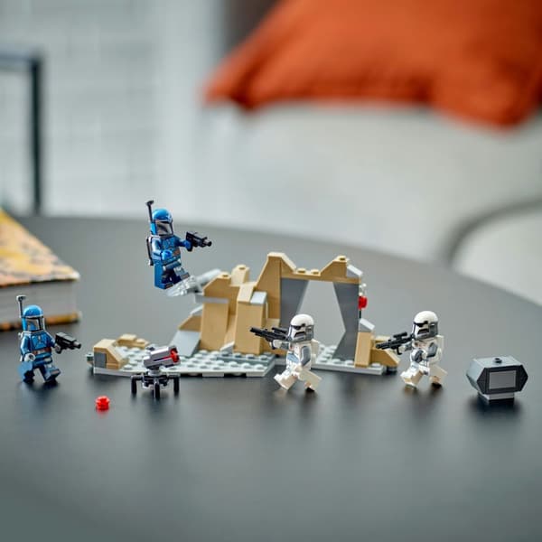 LEGO Star Wars 75373 MANDALORAN VÄYJITYSTAISTELUPAKETTI