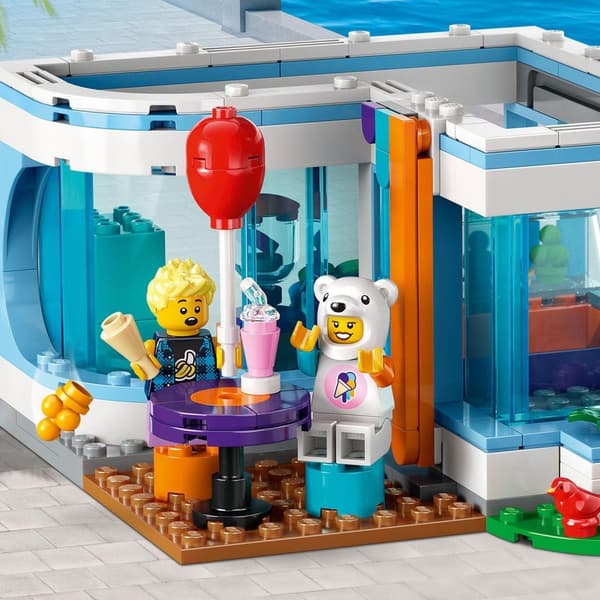 LEGO City 60363 Isbar