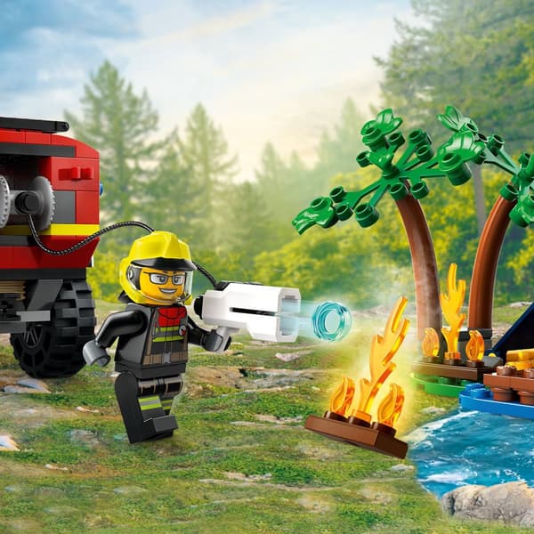 LEGO City 60412 Firehjulstrækker Brandbil og Redningsbåd