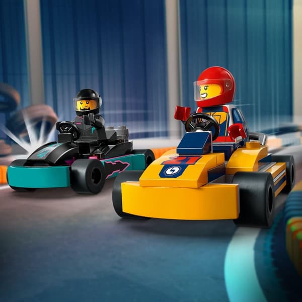 LEGO City 60400 Gokarts og Racerbiler