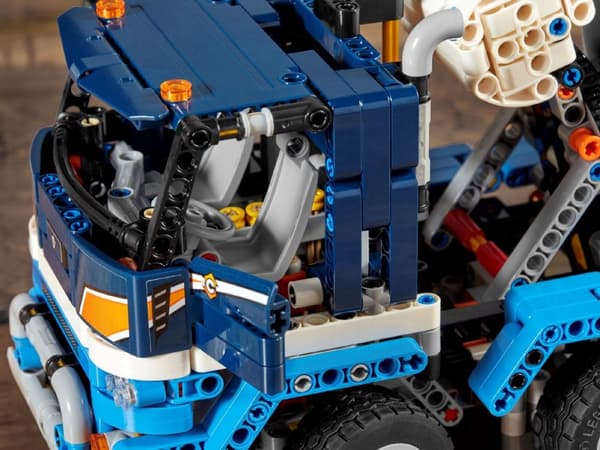 LEGO TECHNIC 42112 ISO BETONIMYYJÄKKU