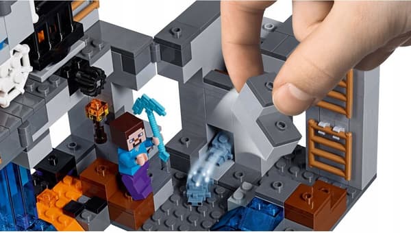 LEGO MINECRAFT 21147 ADVENTURES ON THE ROCK STEVE ALEX