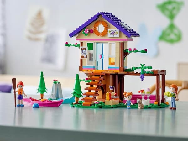 Lego Friends 41679 METSÄN PUUMAJA KAJAKKI