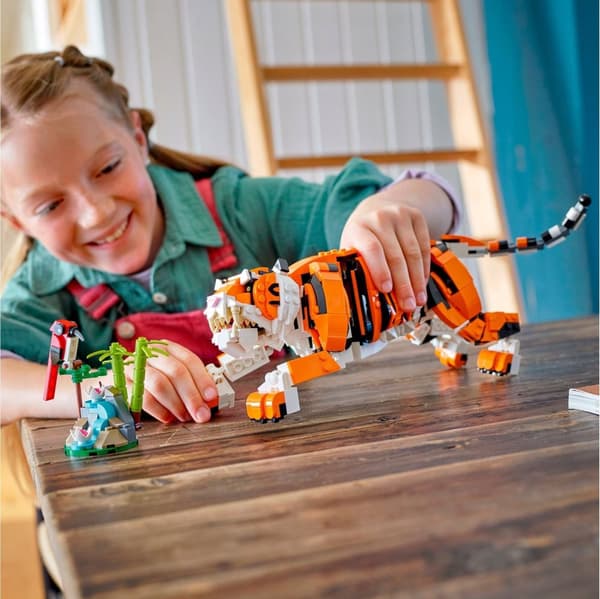 LEGO Creator 31129 Majestætisk Tigerkarpe Panda