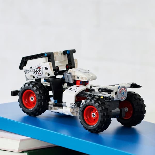 LEGO Technic Monster Jam Dragen 42150 Lastbil