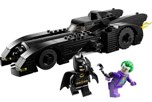 LEGO Super Heroes 76224 Batman vs. Joker Jagten