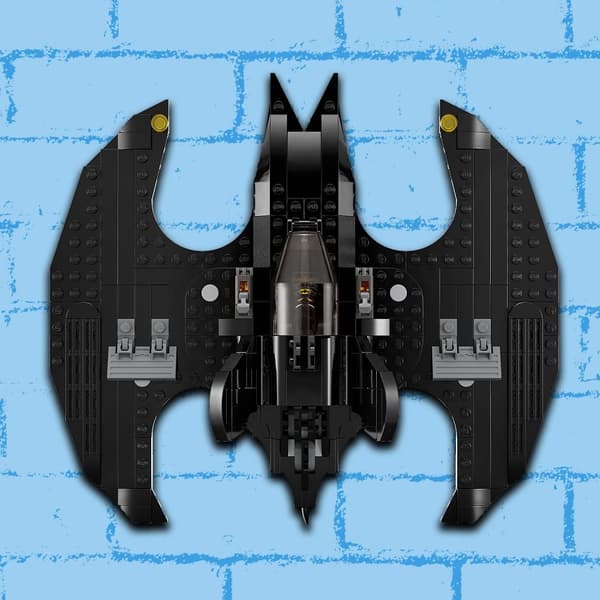 LEGO Super Heroes 76265 Batwing Batman vs. Joke