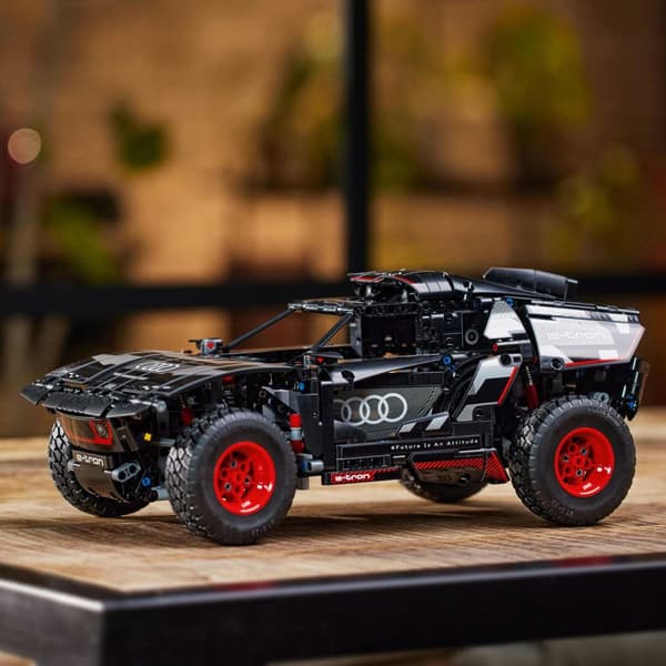 LEGO Technic 42160 Audi RS Q e-tron fjernbetjening