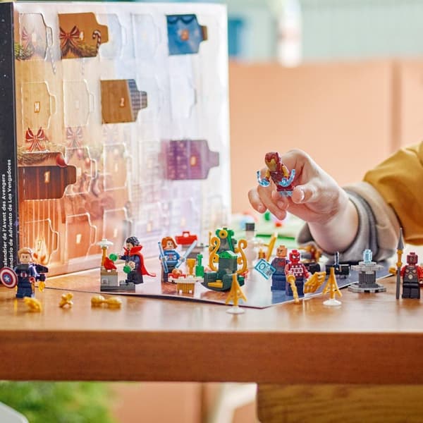 LEGO Super Heroes -joulukalenteri 76267