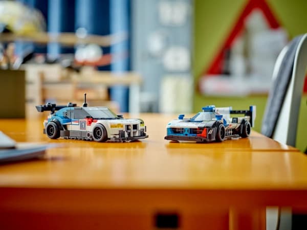 LEGO SPEED CHAMPIONS 76922 BMW M4 GT3 ja BMW M Hybrid V8