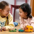 Pikkukuva 4 / 4: LEGO ELÄINTEN YLITYS 77054 Leifin asuntovaunu- ja puutarhakauppa