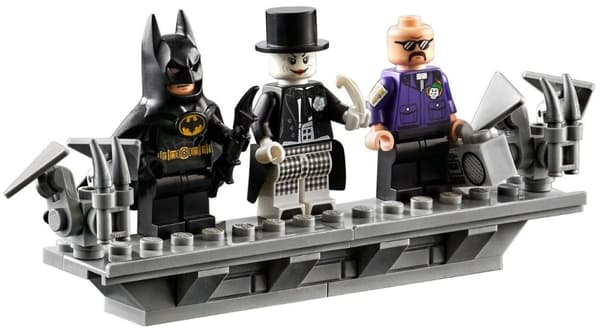 LEGO DC SUPER HEROES 76161 BATWING (1989)