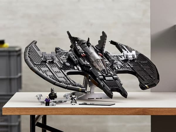 LEGO DC SUPER HEROES 76161 BATWING (1989)