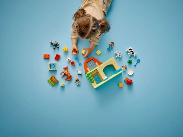 LEGO DUPLO 10416 PASSER DYR PÅ GÅRDEN